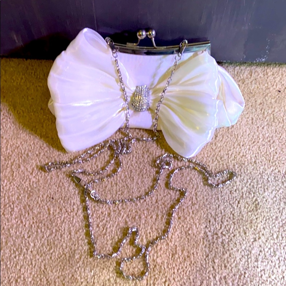 Dressy CLUTCH with REMOVABLE/ADJUSTABLE STRAP